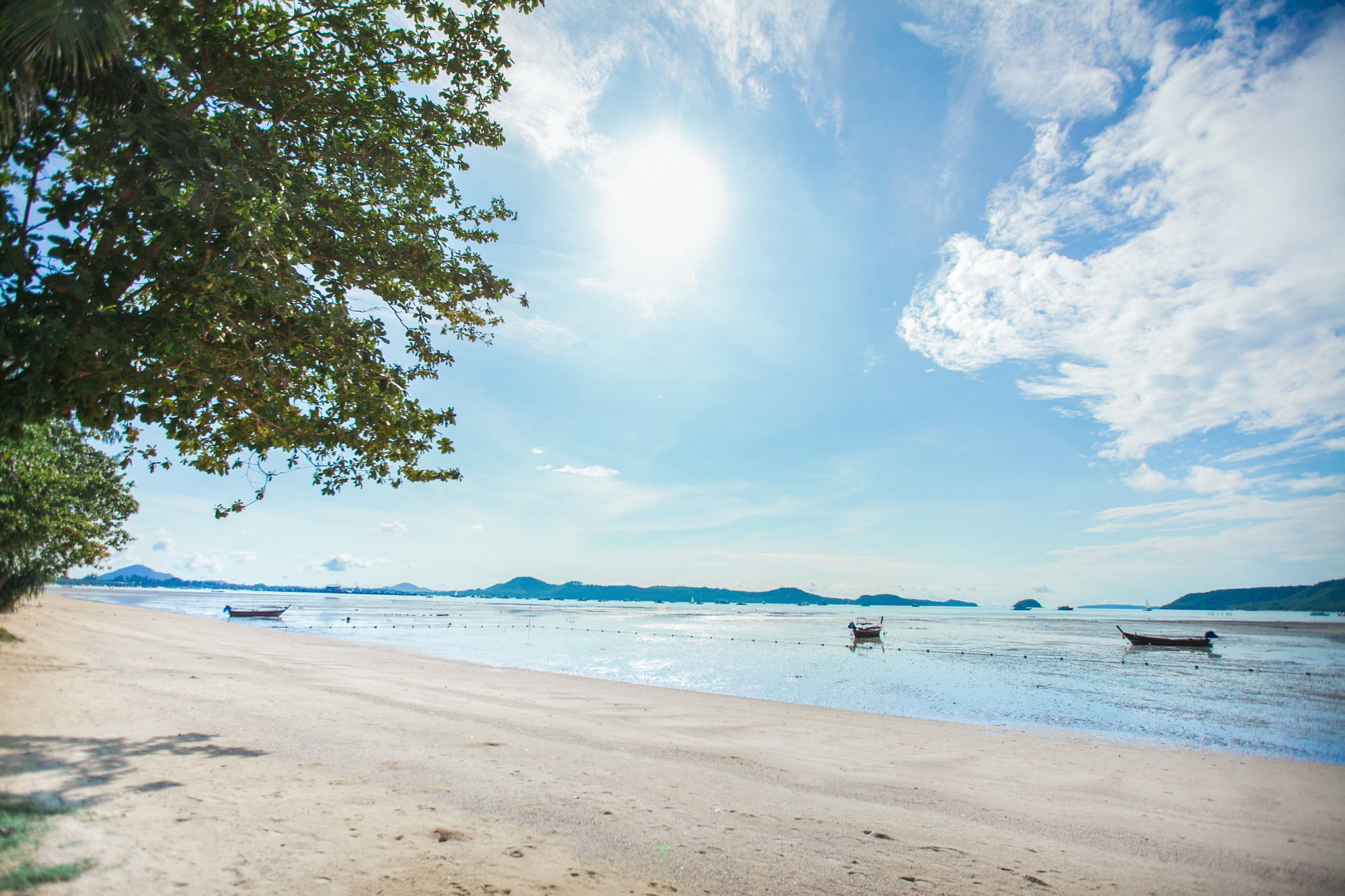 Chalong Beach Hotel Phuket Rawai Exterior foto